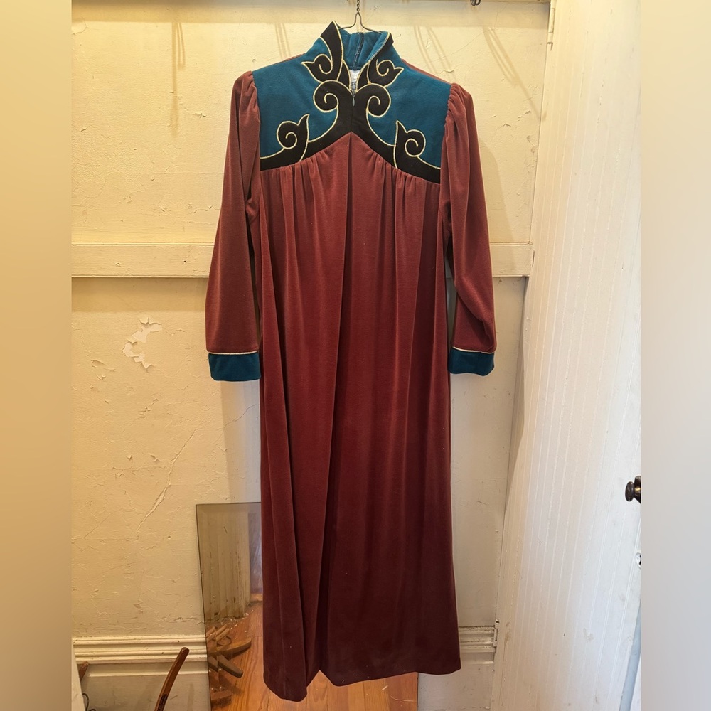 Kathleen Usherwood for Periphery Vintage Robe